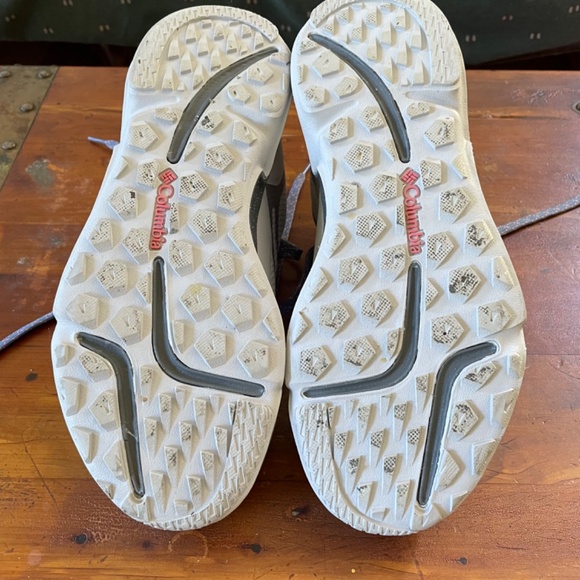 Columbia Vitesse Outdry Performance Shoes | Color: Gray/Purple | Size: 8.5 - Picture 5 of 9
